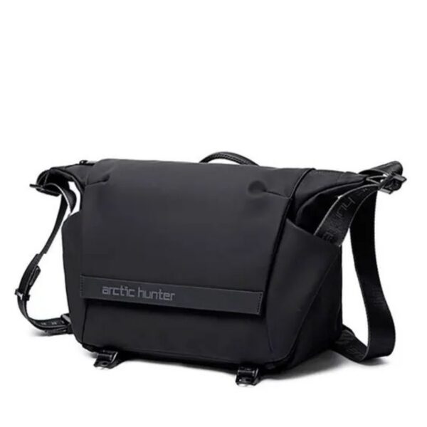 17 ARCTIC HUNTER Fashion Shoulder Bag Outdoor Sports Waterproof Shoulder Bag Fashion Casual Crossbody Bag Black New Men's Chest Bag